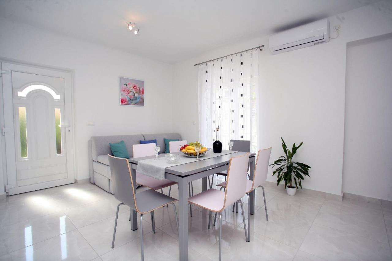 Апартаменти Apartman Fantasy Трогір Екстер'єр фото